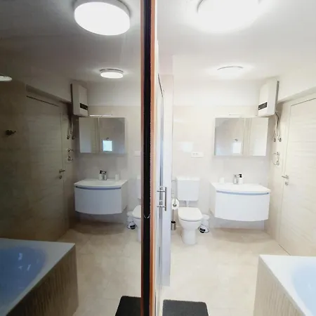 White House 두기라트