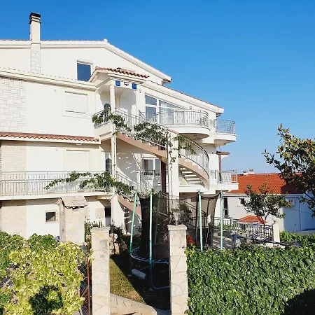 White House 아파트 두기라트