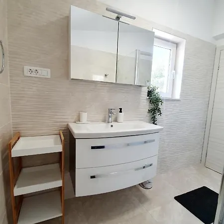 White House 두기라트