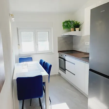 White House 두기라트